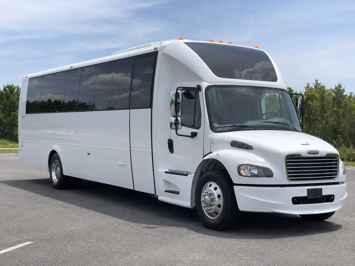 Chandler Winery Tour & Pub Crawl Transportation party bus exterior